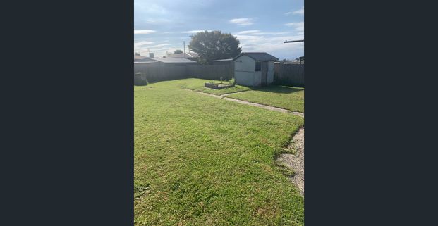 12 Truscott Rd, Moe, Vic 3825 - Photo 1