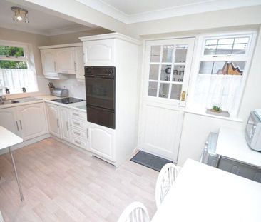 2 bedroom detached house to rent - Photo 4