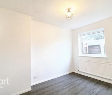 4 bedroom terraced house to rent - Photo 1