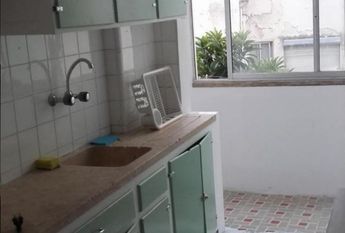Arrendo quarto a estudante em apartamento T3 em Sacavem