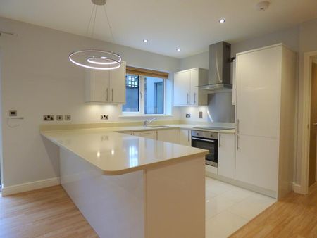 2 bedroom apartment to rent - Photo 4