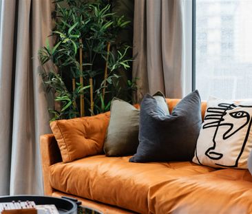 E0308 - Moda, New York Square (Leeds) - Photo 2