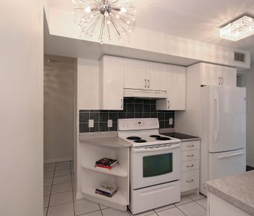 For Lease - 4 Elsinore Path Unit# 404, Toronto, Ontario - Photo 6