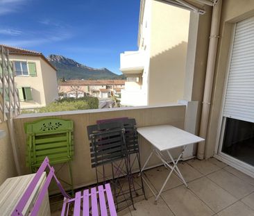 Appartement 2 pièce(s) 37.27 m² - Photo 2