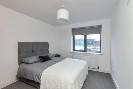 10 Lesley Plaza, Belfast BT9 6JN - Photo 5