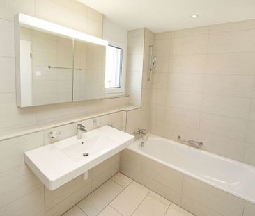 Grosszügige Erdgeschosswohnung mit schönem Sitzplatz - Photo 5