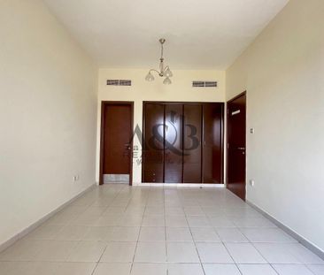 SPACIOUS | PRIME LOCATION | WITHOUT BALCONY - Photo 1