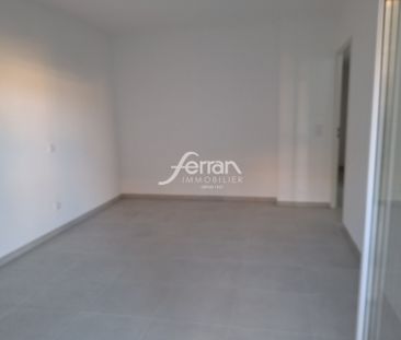 Location Appartement 2 pièces 45m² DRAGUIGNAN 83300 - Photo 3