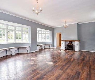 Windlesham, Surrey, GU20 - Photo 1