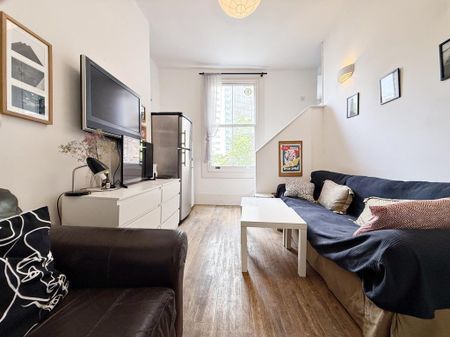 House share to rent - Photo 3