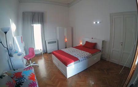 Via Zara, Florence, Tuscany 50129 - Photo 2