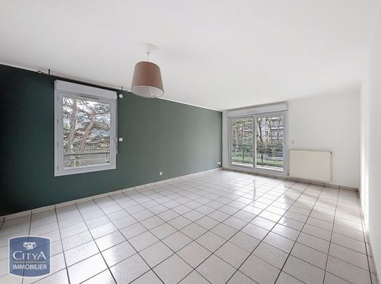 Location Appartement 4 pièces 90m² TASSIN LA DEMI LUNE 69160 - Photo 1