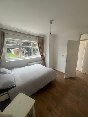 Room in a Shared House, Radcliffe Road, HA3 - Photo 1