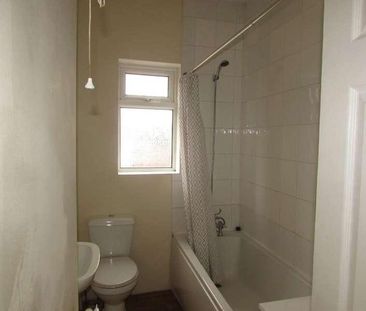 Wath Road, Mexborough, S64 - Photo 3