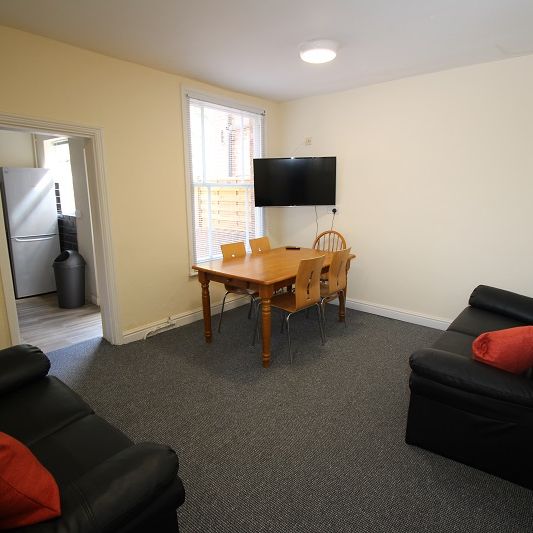 16 Union Road - Photo 1