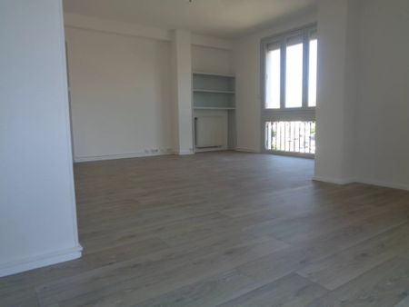 Location Appartement 3 pièces 74 m2 à Perpignan - Photo 2