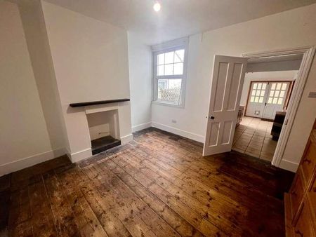 Madeline Road, Petersfield, Hampshire, GU31 - Photo 5