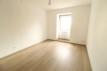 Location Appartement 3 pièces 72m² - Photo 4