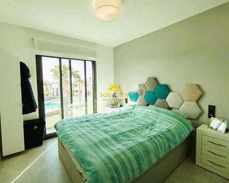 TWO-BEDROOM APARTMENT – GUARDAMAR DEL SEGURA - Photo 2