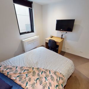 North Melbourne | Student Living on Villiers | 1 Bedroom Large - Photo 2