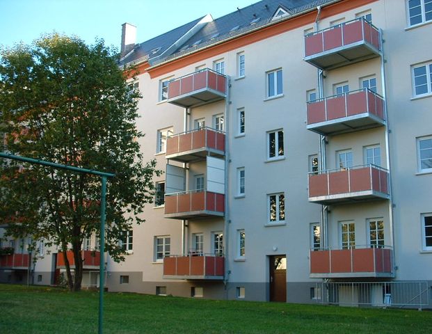 Tolle 2-Raum-Wohnung in schöner Wohnlage mit Balkon - Photo 1