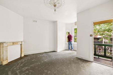 581 Bourke Street, Surry Hills NSW 2010 - Terrace For Rent | Domain - Photo 2