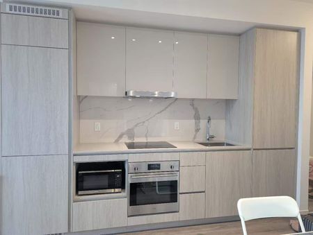 For Lease - 28 Interchange Way Avenue Unit# 1601, Vaughan, Ontario - Photo 4