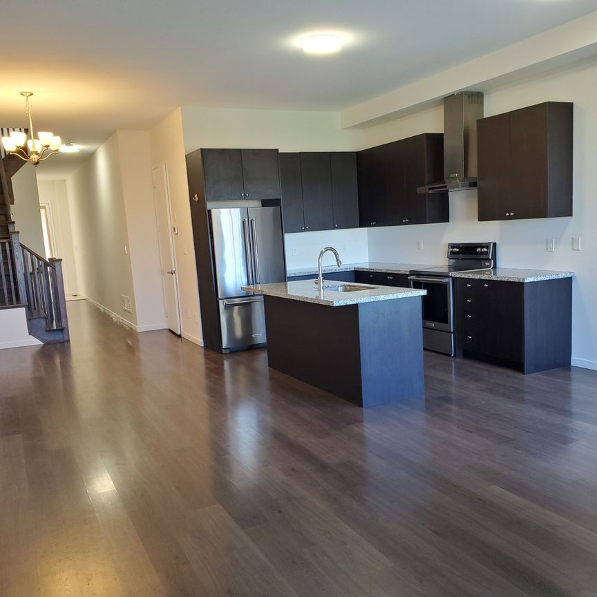 For Lease - 358 Elyse Court, Aurora, Ontario - Photo 1