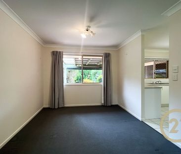 Spacious 4-Bedroom Family Home in Ferny Grove - Photo 3