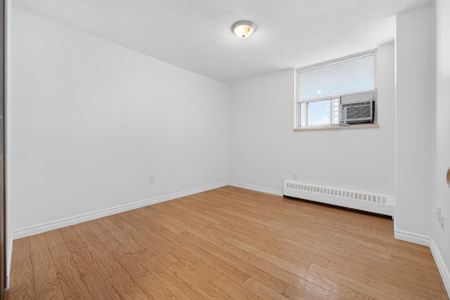 For Lease - 390 Dixon Road Unit# 702, Toronto, Ontario - Photo 5