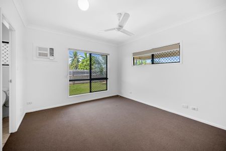 Move-In Ready 4-Bedroom Home in Prime Location - Photo 3