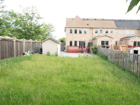 For Lease - 118 Redkey Drive, Markham, Ontario - Photo 3