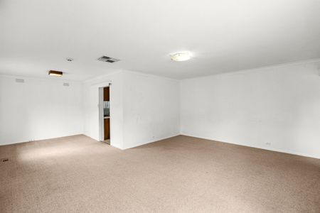 70 Victory Street, Keilor Park VIC 3042 - Photo 2