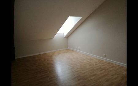 Location Appartement 4 pièces 82 m² Le Blanc - Photo 3