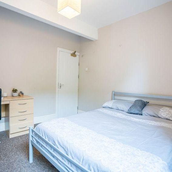 5 bedroom house share to rent - Photo 1