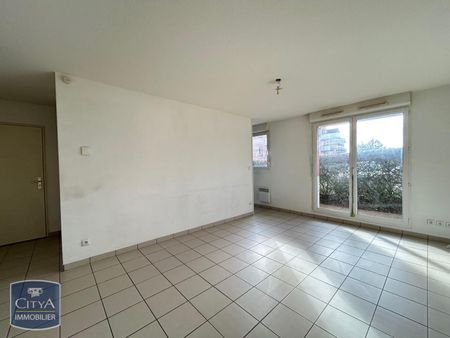 Location Appartement 2 pièces 48m² FOLSCHVILLER 57730 - Photo 2