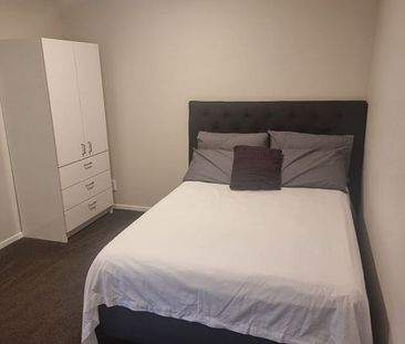 Cosy neat 1 bdrm unit - heart of Manukau/Papatoeto - Photo 1