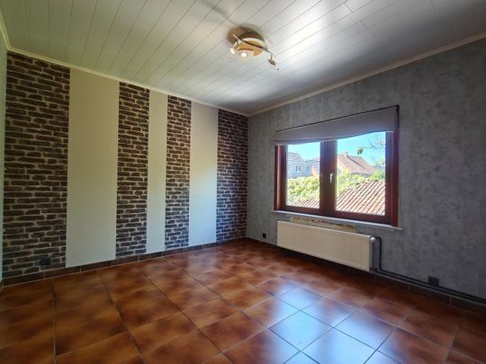 Ruime bel-étagewoning met garage, tuin en vier slaapkamers - Foto 1