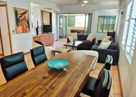 1 BEDROOM : 1 BATHROOM : FULLY FURNISHED : OFF MACROSSAN STREET - Photo 5