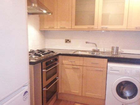 1 bedroom flat to rent - Photo 5