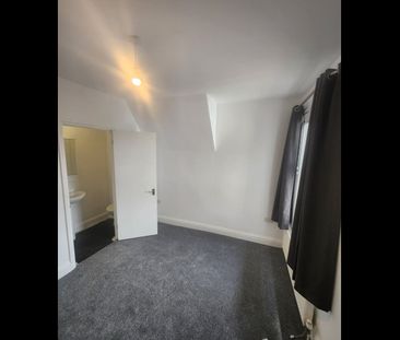 Room in a Shared House, Jubilee Road, BS4 - Photo 4