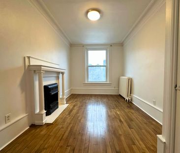 Appartement 2 chambres au centre-ville de Montréal, non meublé - Photo 2