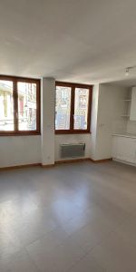 Location Appartement 2 pièces 39m² ST ETIENNE 42000 - Photo 3