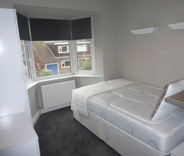 Eden Crescent (room 4), Burley , Leeds - Photo 6