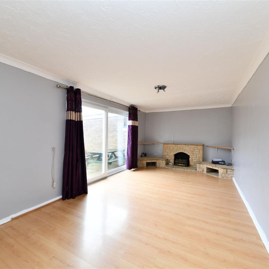 Wisden Road, Stevenage, SG1 - Photo 1