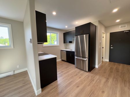 For Lease - 330 Victoria Street Unit# 4, Tweed, Ontario - Photo 5