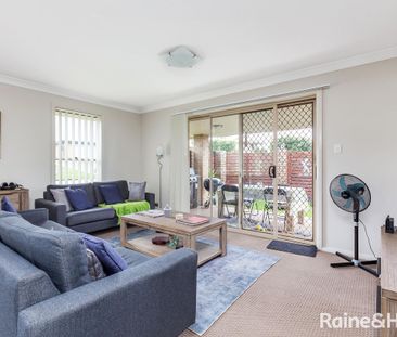 Modern Home in quiet location - Photo 4