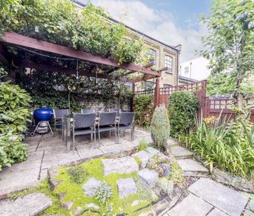 3 bedroom terraced house to rent - Photo 6
