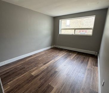 34 Stanley St. - Photo 4