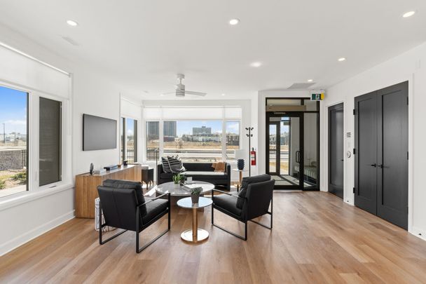 For Lease - 655 WANAKI Road Unit# 302, Manor Park - Cardinal Glen and Area, Ontario - Photo 1